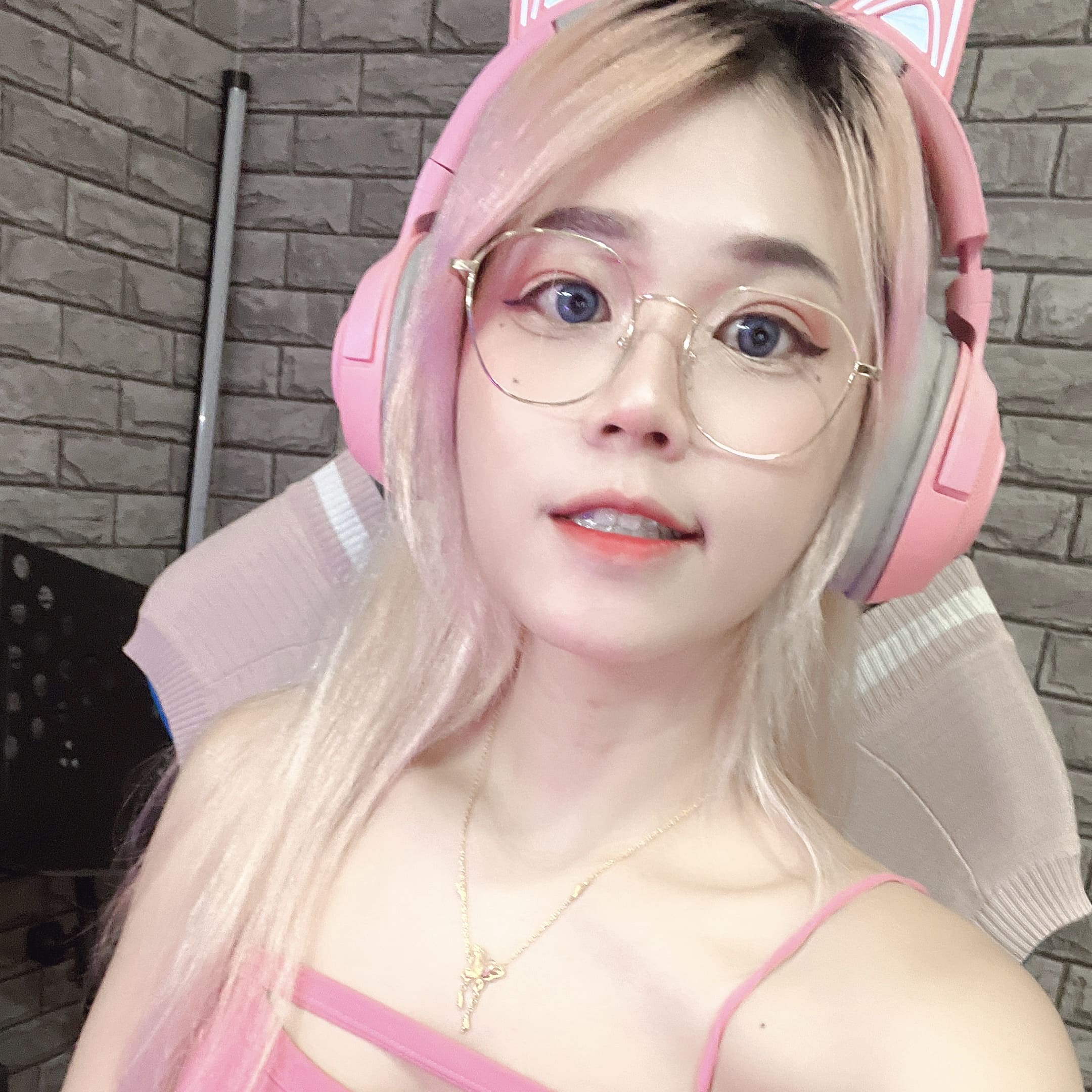 鹿鹿沐 頭貼